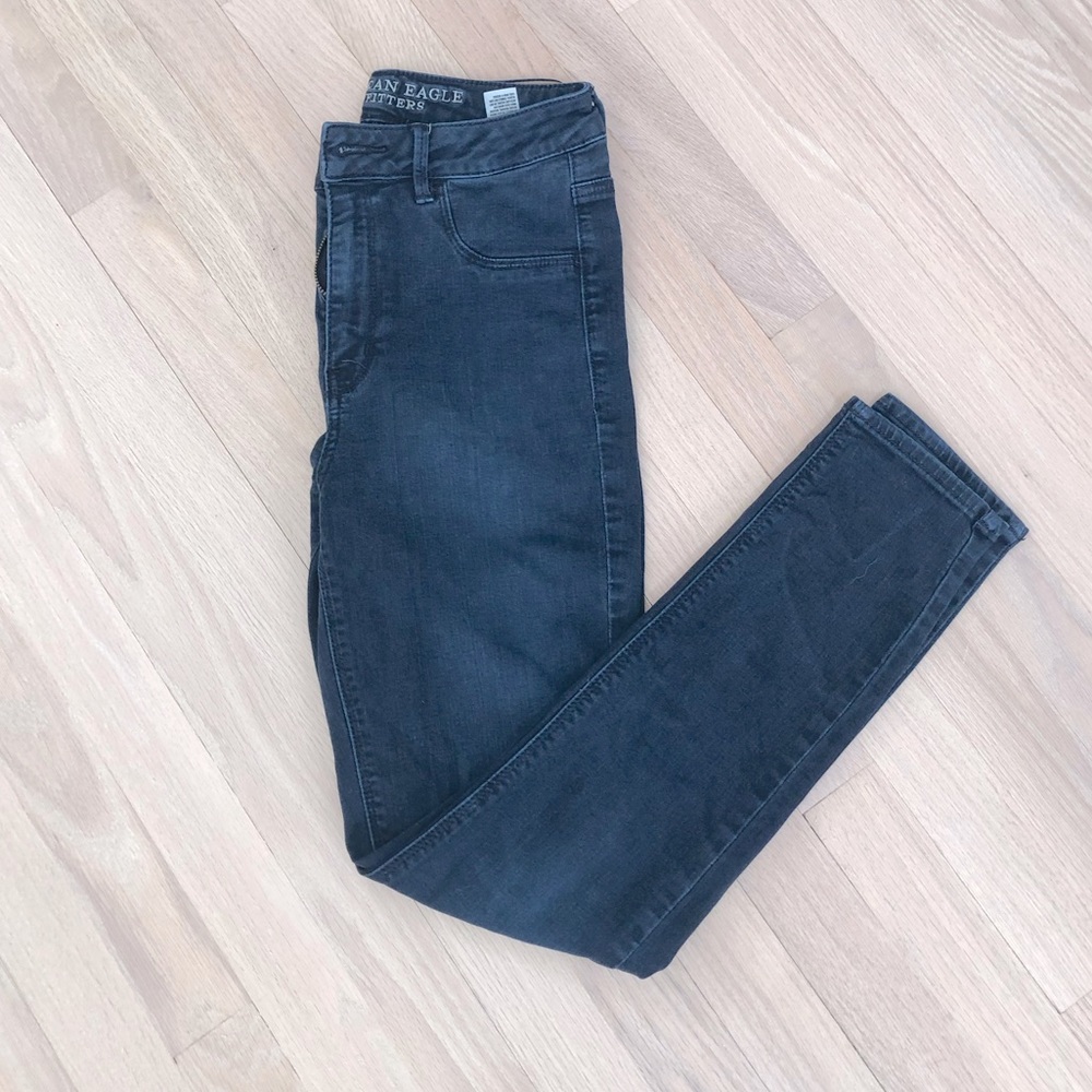 American Eagle sky high jegging Size 8